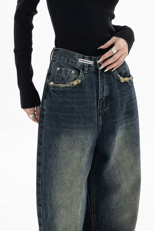 High Rise Loose Fit Vintage Jeans - Image 7