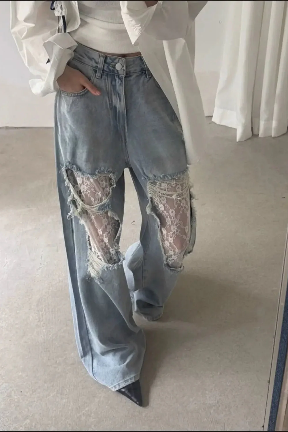 Lace Patchwork Ripped Loose Jeans - Image 12