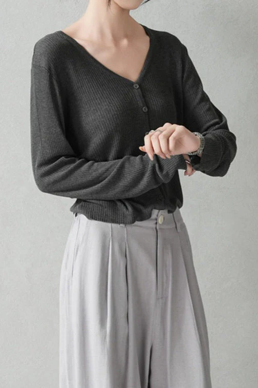 Lightweight Knit Cardigan - Image 5