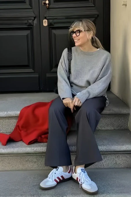 Loose Basic Knit Pullover Sweater - Image 9