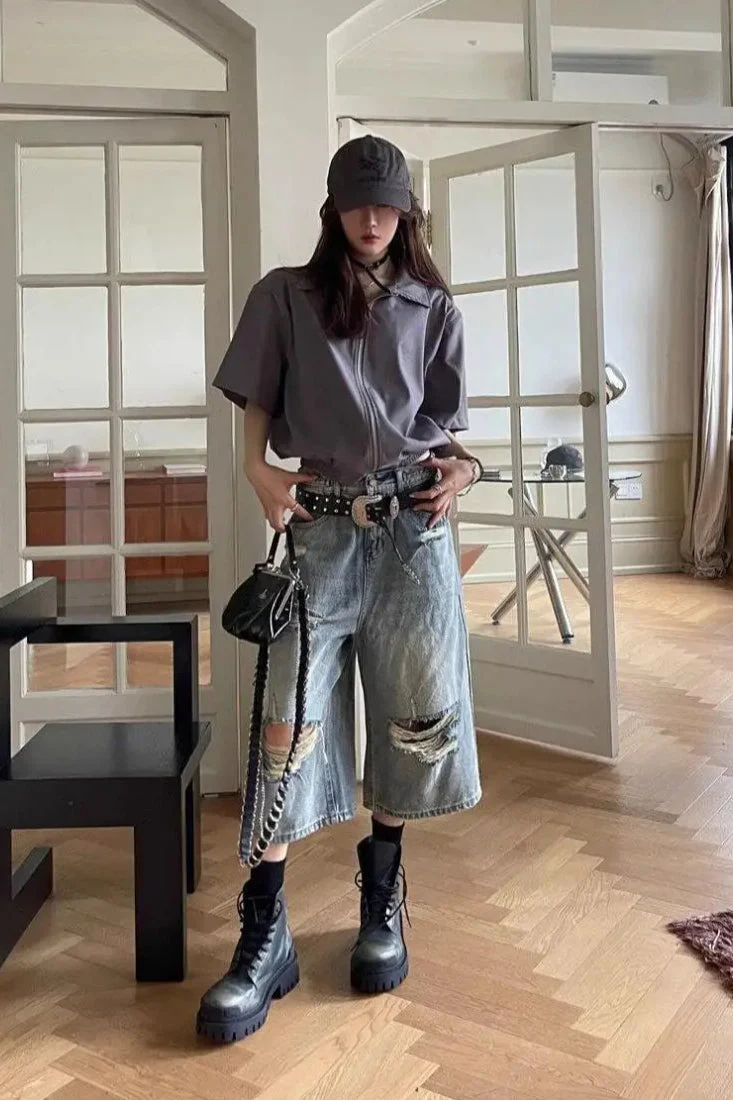 Loose Ripped Capri Wide Leg Jeans - Image 9
