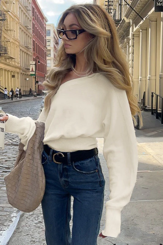 Off Shoulder Fitted Knit Sweater - Image 4