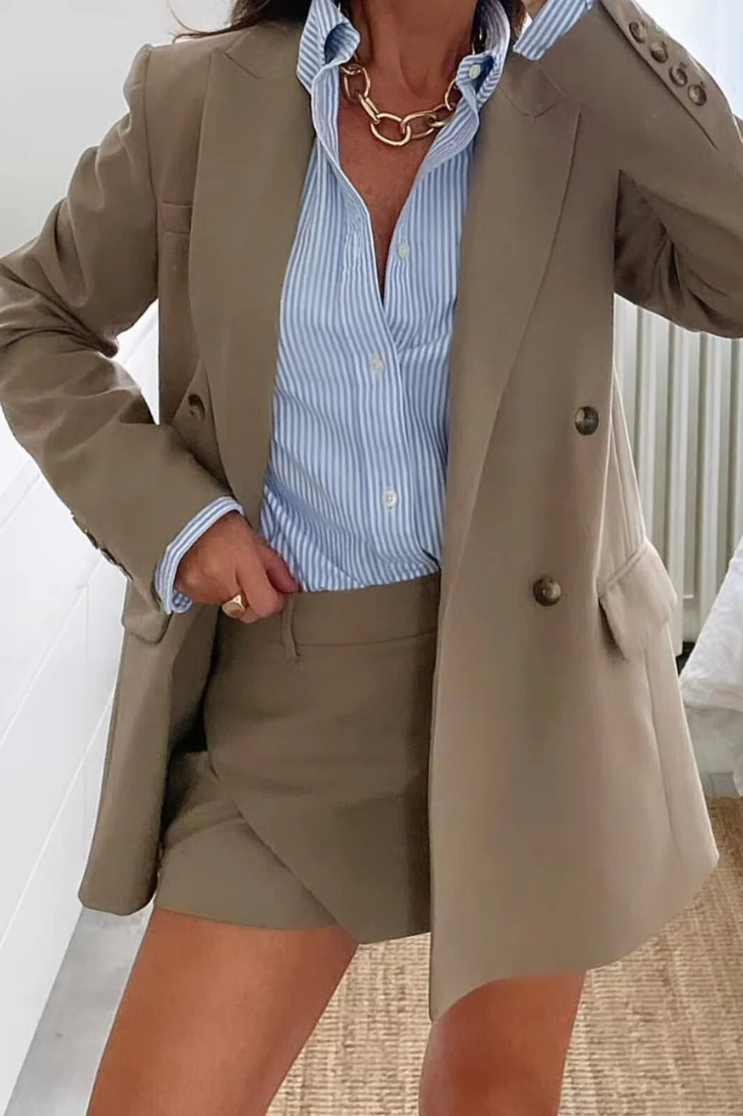 Office Chic Tailored Blazer - Image 2