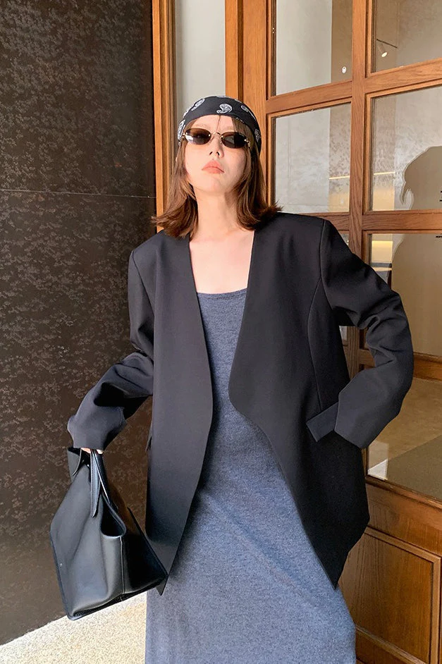 Oversized Black Casual Blazer - Image 3