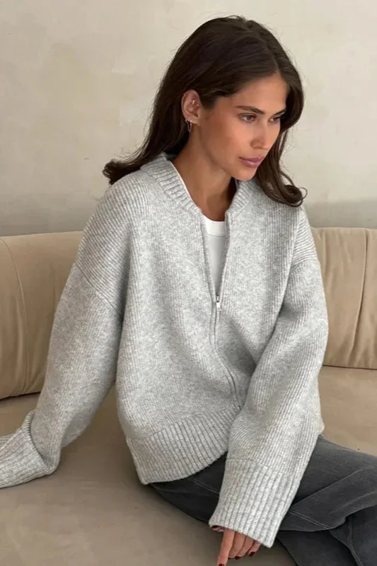 Pleated Knit O Neck Zipper Cardigan - Image 3