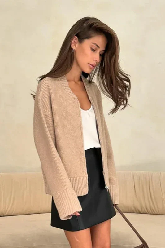 Pleated Knit O Neck Zipper Cardigan - Image 8