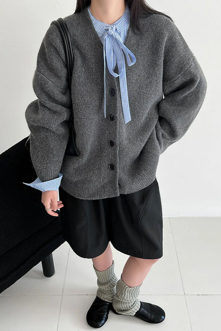 Relaxed Fit Vintage Cardigan - Image 4