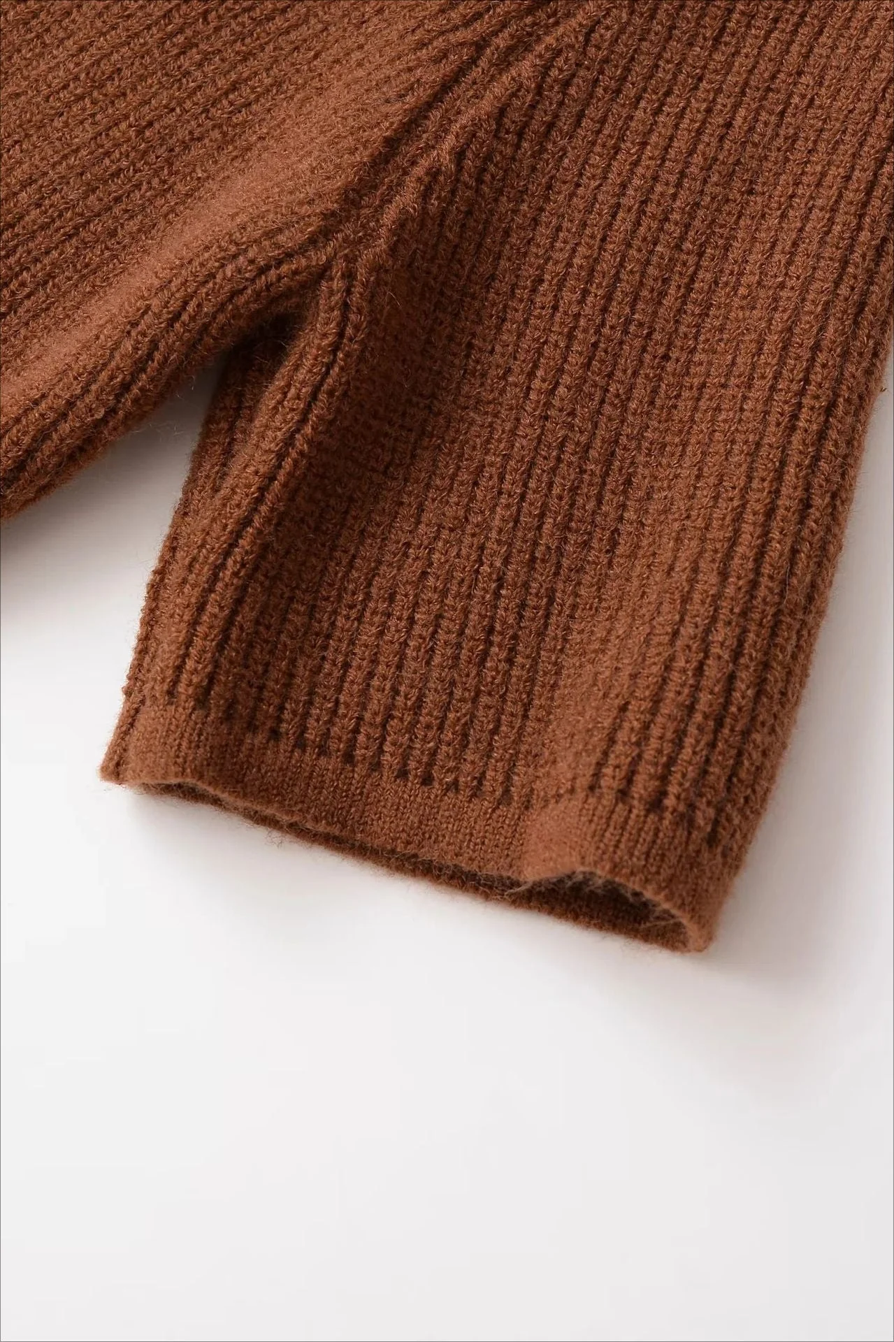 Relaxed Hem Detail Ribbed Knit Top - Image 4