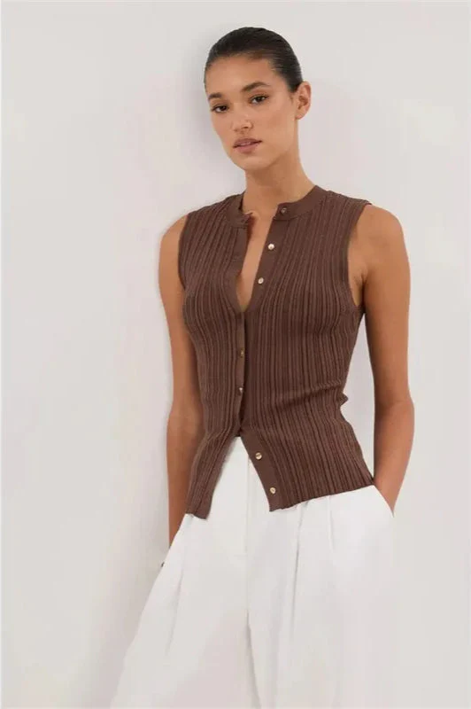 Ribbed Sleeveless Knit Cardigan - Image 9