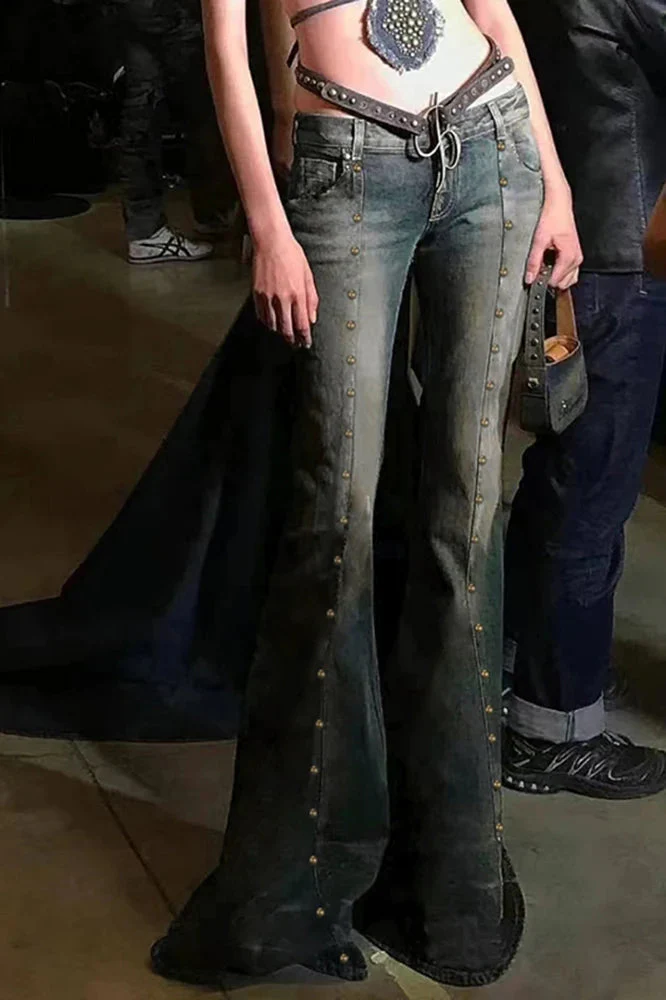 Rivet Stitch Low Rise Flared Jeans - Image 10