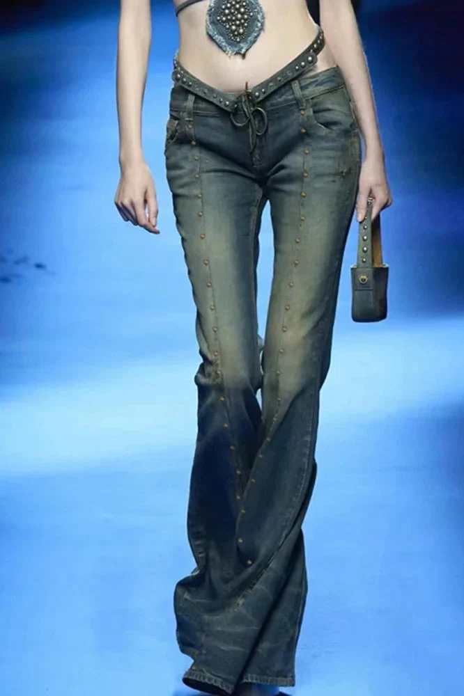 Rivet Stitch Low Rise Flared Jeans - Image 12