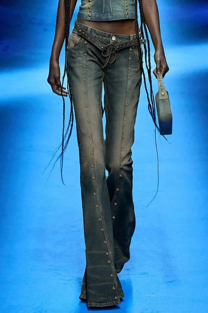 Rivet Stitch Low Rise Flared Jeans - Image 2