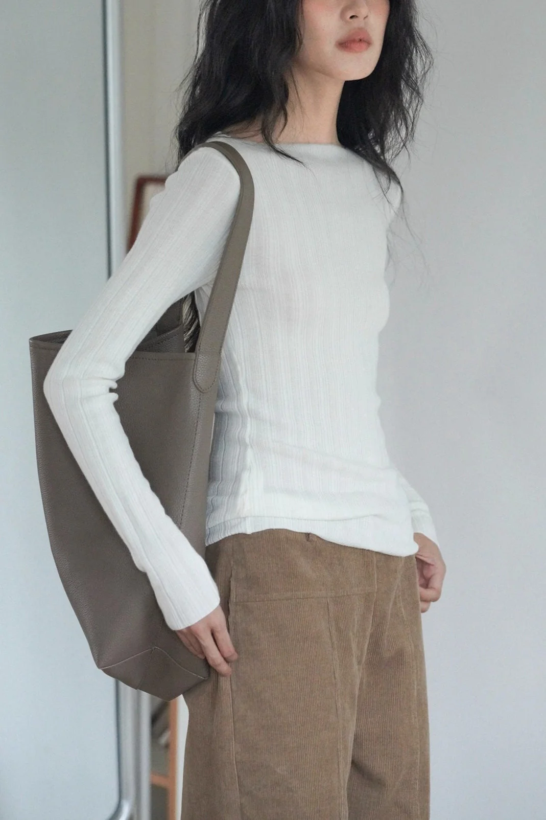 Semi-Sheer Unique Fitted Knit Top - Image 10