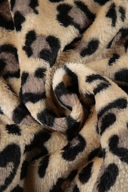 Sexy Leopard Plush Crop Coat - Image 8