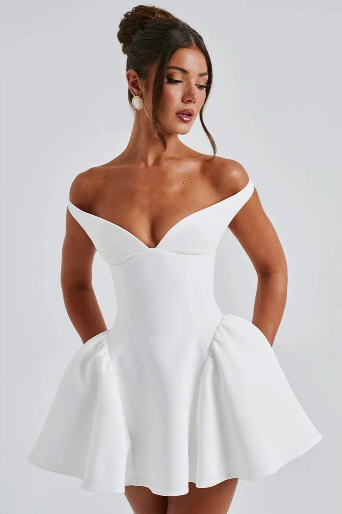Sexy Low Cut Backless Party Dress - Image 5