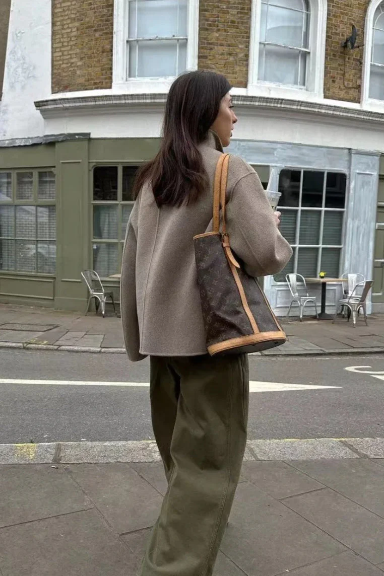 Short Double-Breasted Wool Jacket - Image 2