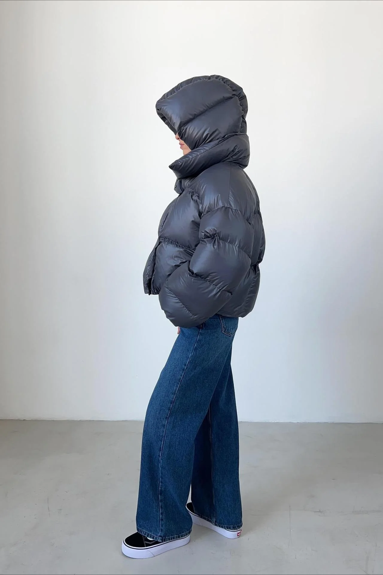 Short Hooded Puffer Jacket - Image 20