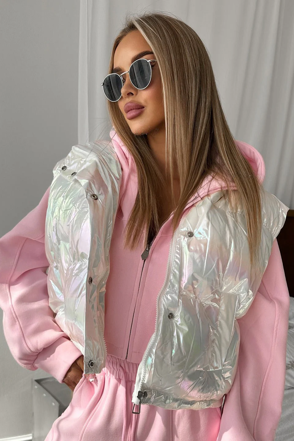 Sleeveless Laser Quilted Puffer Jacket - Image 3