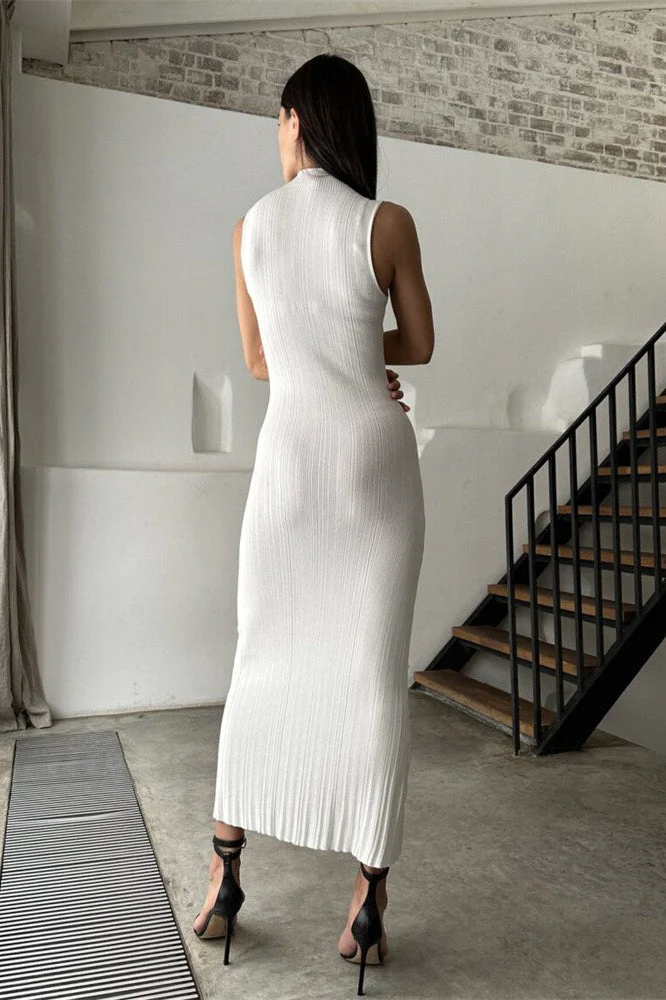 Sleeveless Turtleneck Knit Sweater Dress - Image 17
