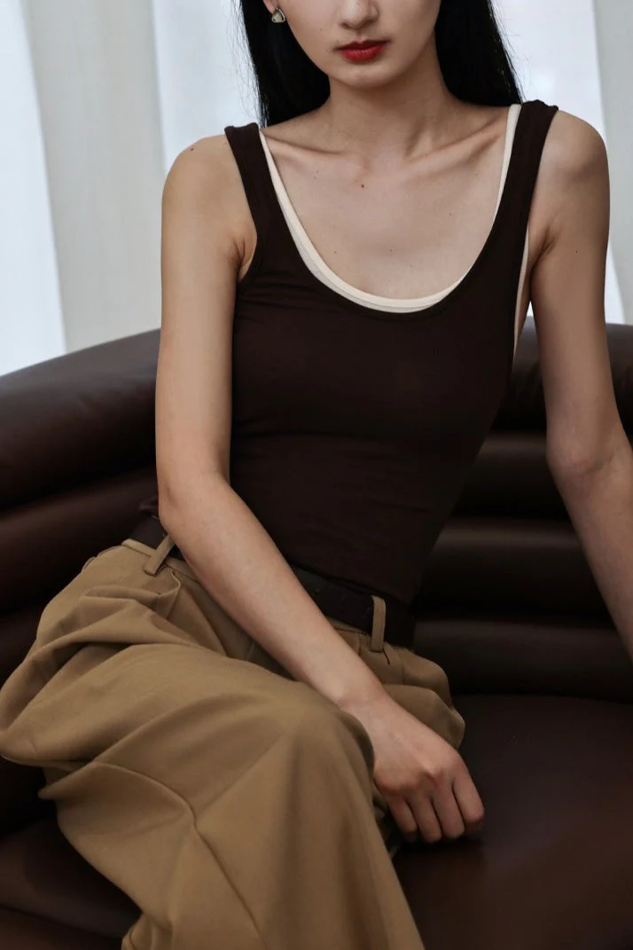 Sleeveless Wool Blend Knit Top - Image 3