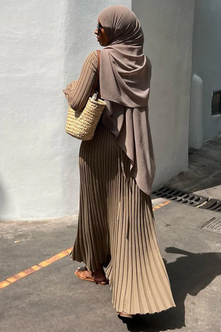 Slim Fit Crew Neck Sweater Dress - Image 11