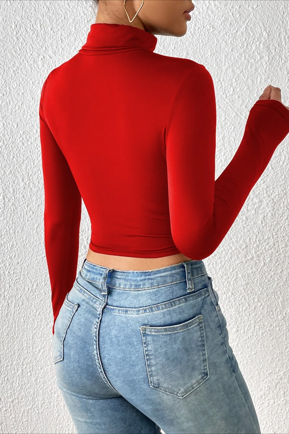 Slim Fit Cropped Turtleneck Top - Image 5