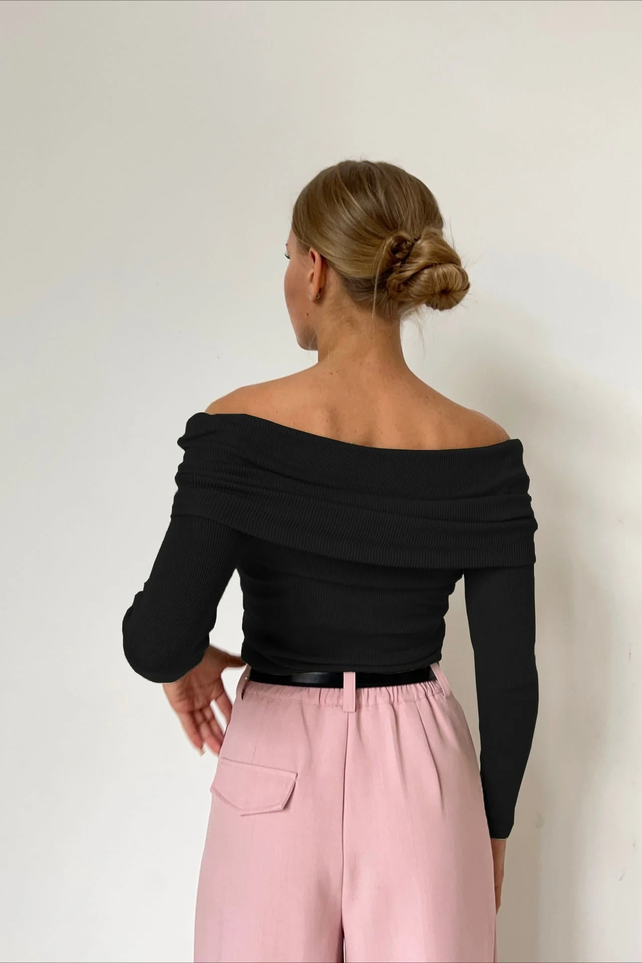 Slim Fit Off-Shoulder Knit Top - Image 22