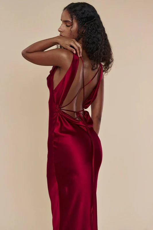 Slim Fit Open Back Maxi Dress - Image 4
