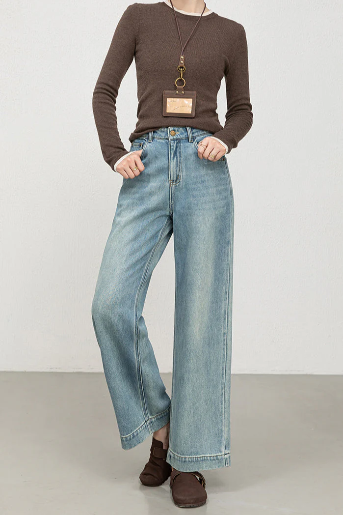 Soft High Rise Embroidered Cropped Jeans - Image 4