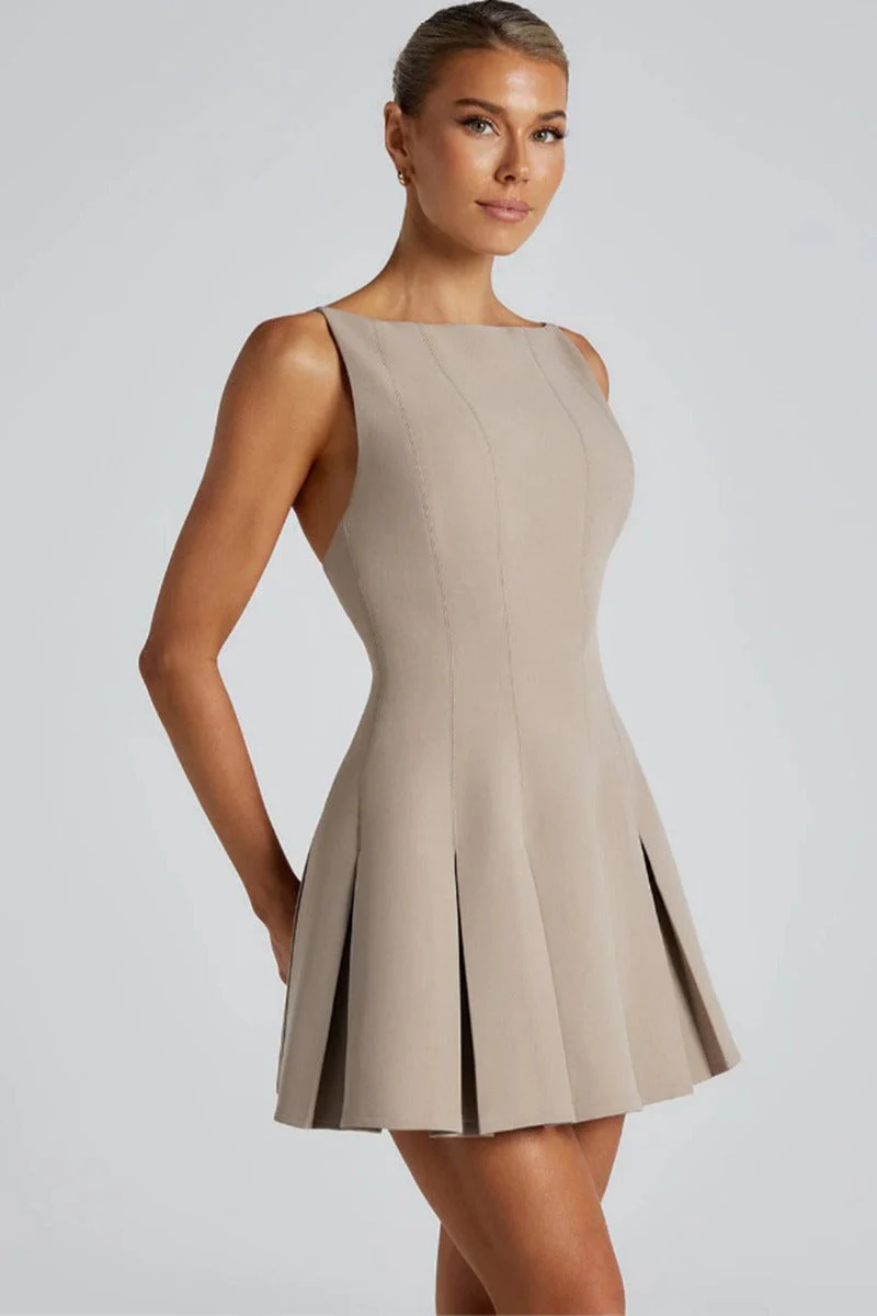 Solid Color Wide Hem Sleeveless Cocktail Dress - Image 9