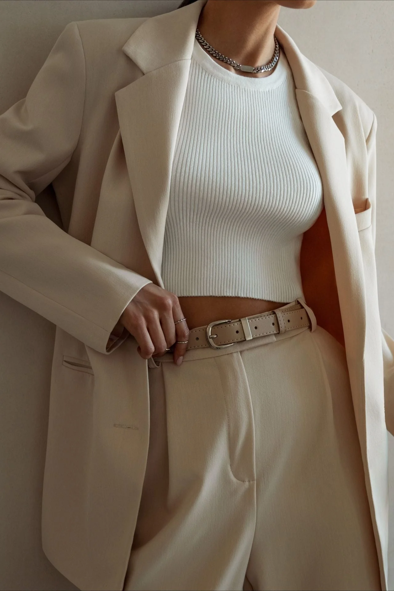 Solid Cropped Knit Top - Image 2