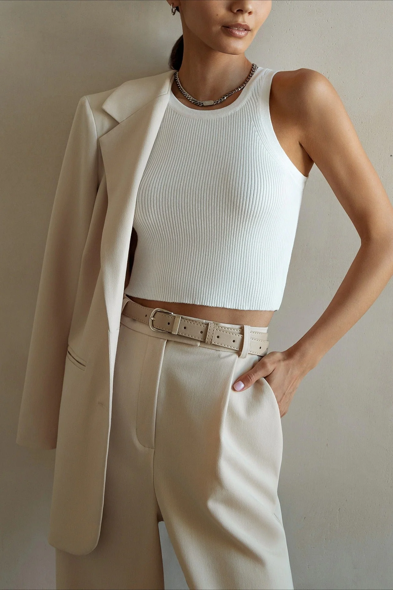 Solid Cropped Knit Top - Image 3