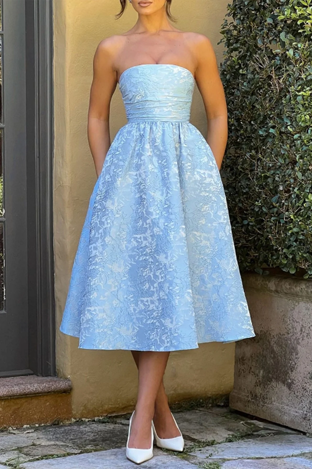 Strapless Elegant Party Dress - Image 2