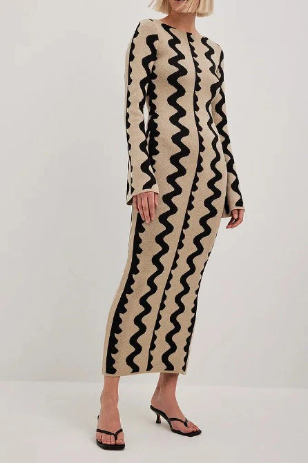 Striped Contrast Slim Knit Sweater Dress - Image 7