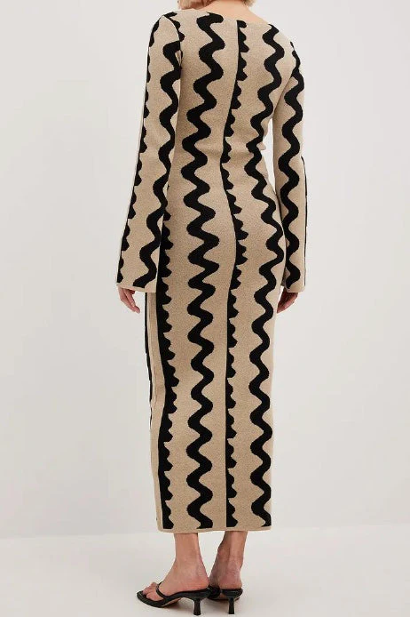 Striped Contrast Slim Knit Sweater Dress - Image 8