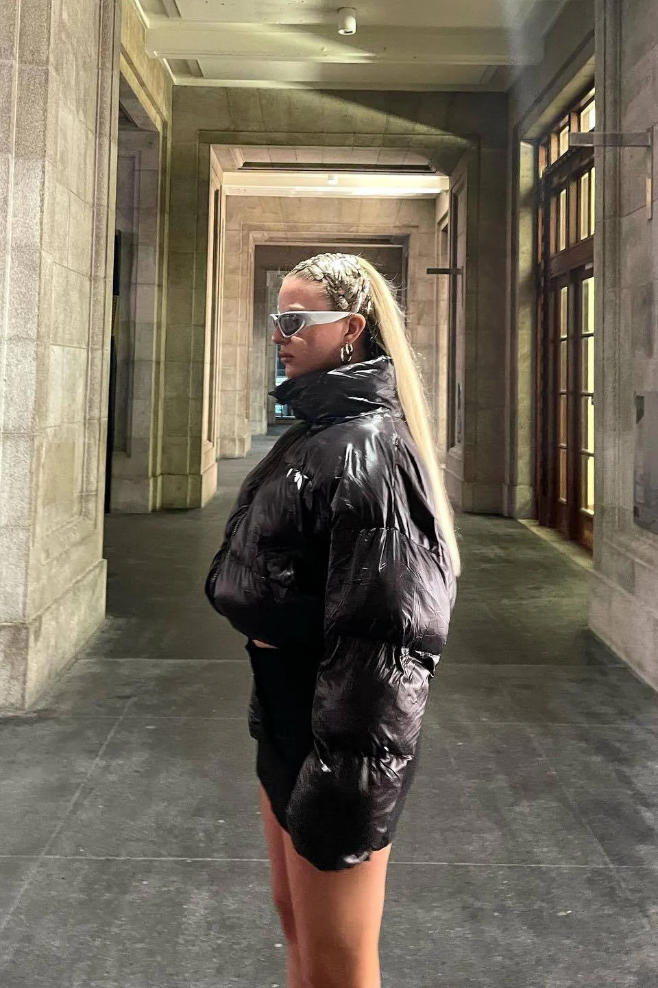 Thermal Insulated Crop Puffer Jacket - Image 3