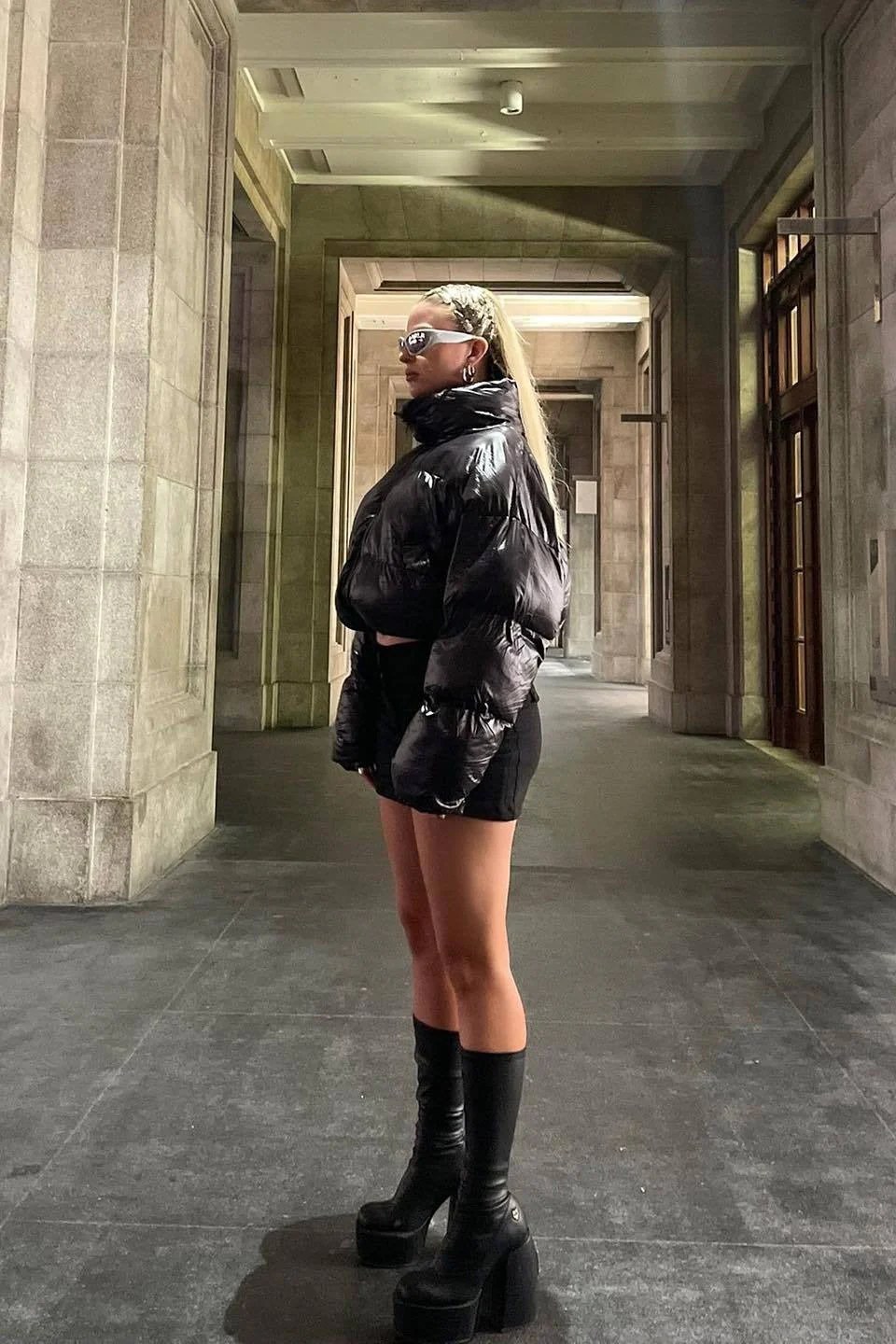 Thermal Insulated Crop Puffer Jacket - Image 4