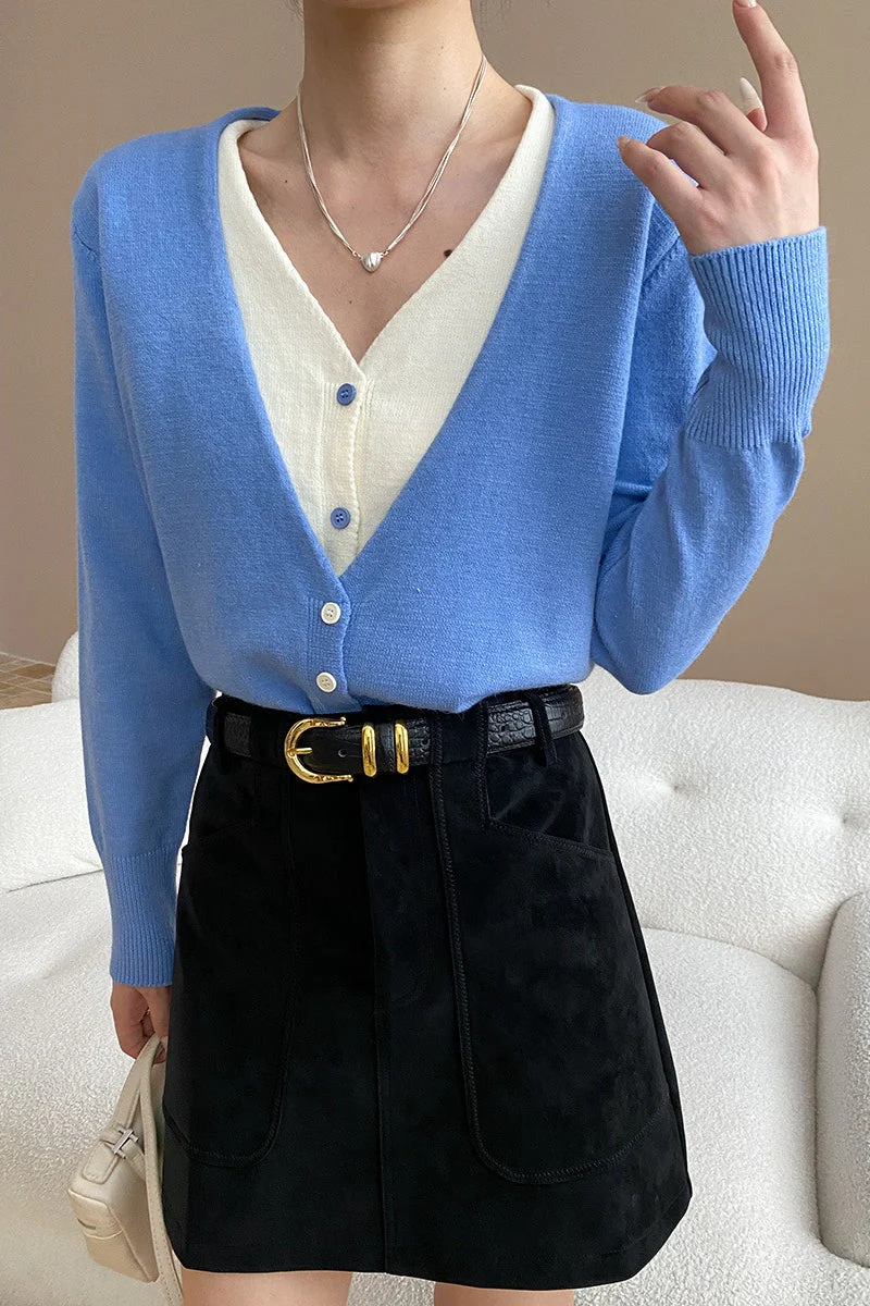 Two-Tone V-Neck Cardigan - Image 9
