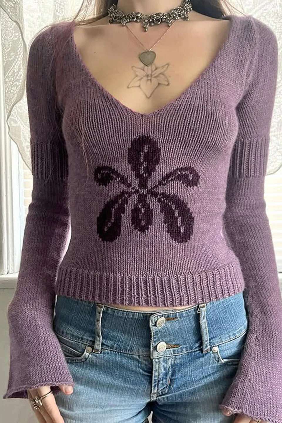 V Neck Floral Jacquard Sweater - Image 14
