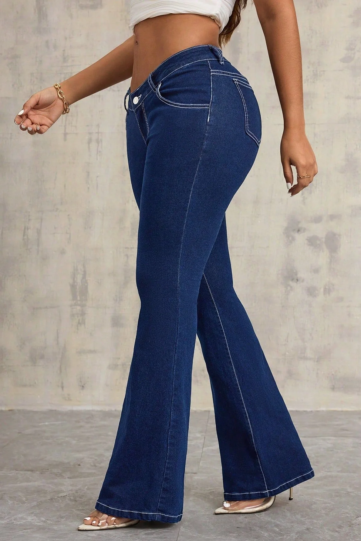 Versatile Slim Fit Jeans - Image 3