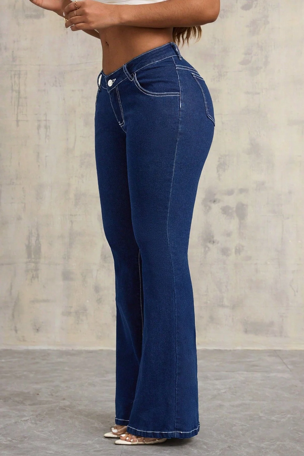 Versatile Slim Fit Jeans - Image 5