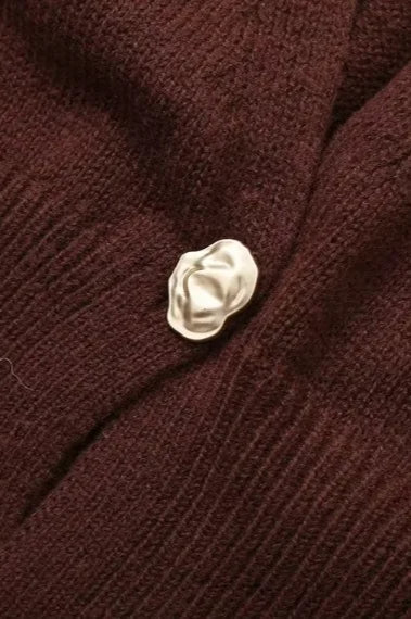 Vintage Button V-Neck Knit Cardigan - Image 9