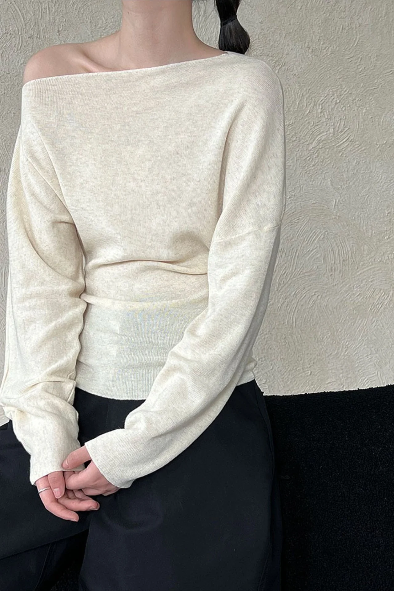 Waist Defining Asymmetric Shoulder Knit Top - Image 4