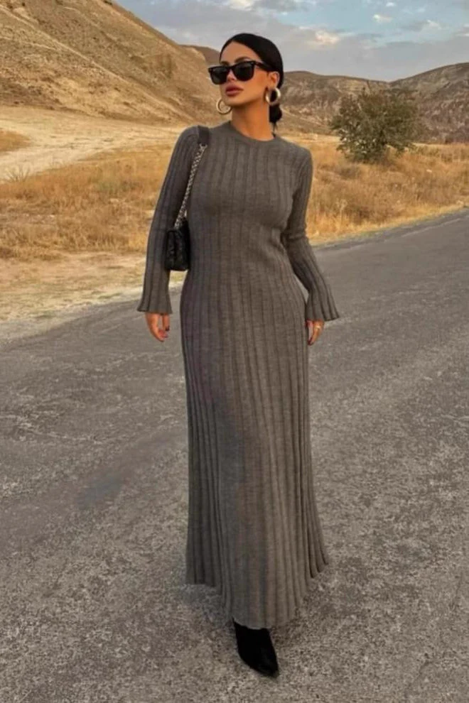 Warm Long Sleeve Sweater Dress - Image 4