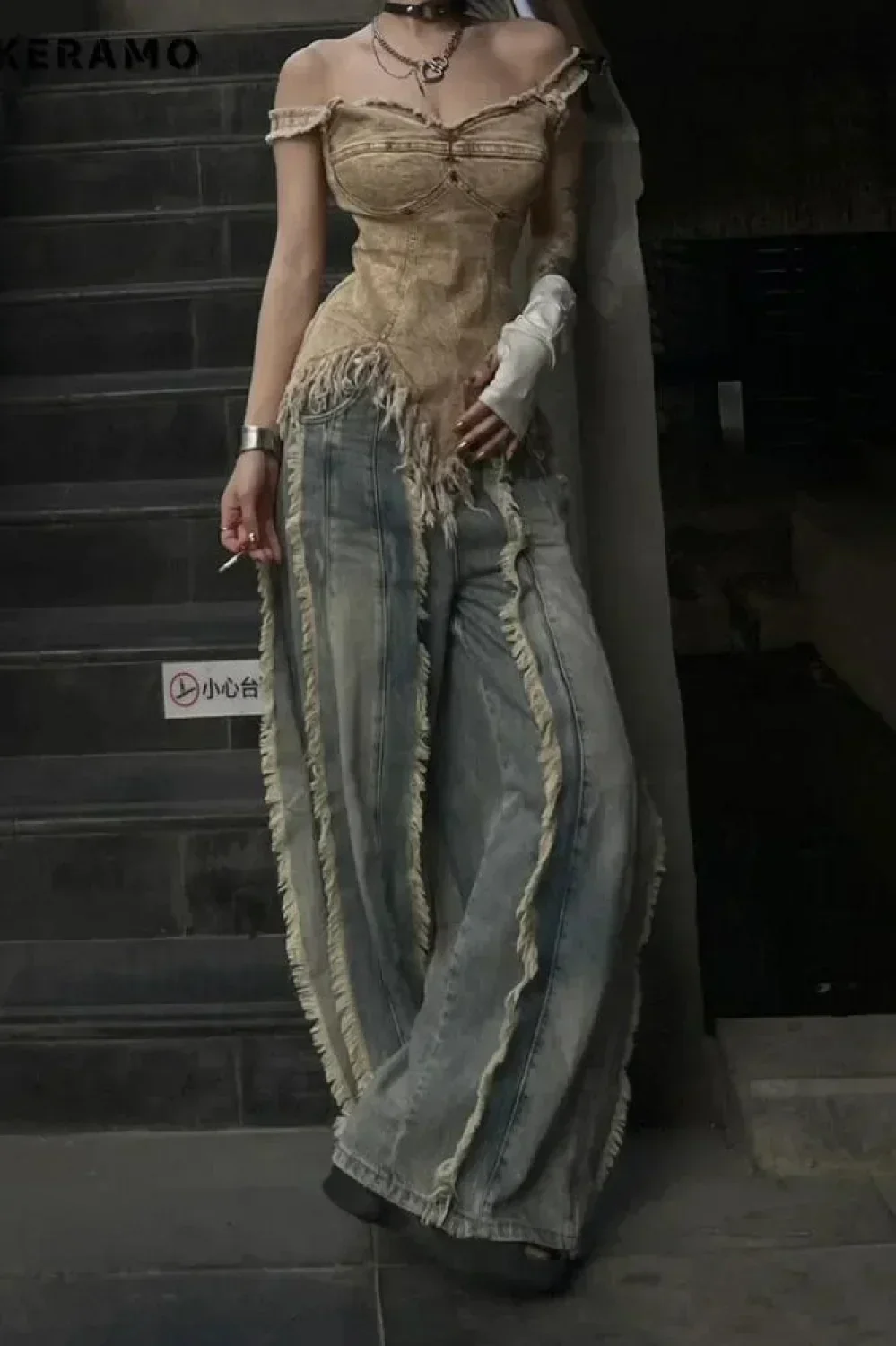 Washed Baggy Vintage Tassel Jeans - Image 4
