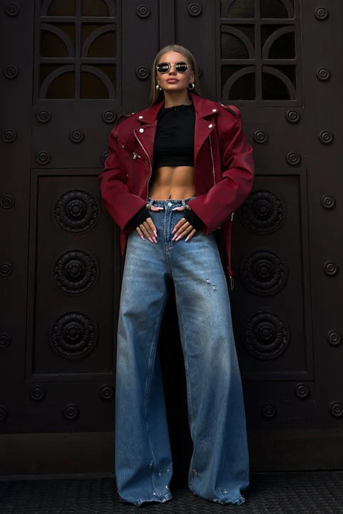 Washed Low Waist Straight Leg Jeans - Image 4