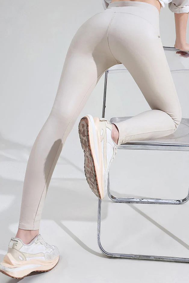 Fleece Lined Faux Leather Leggings - Image 4