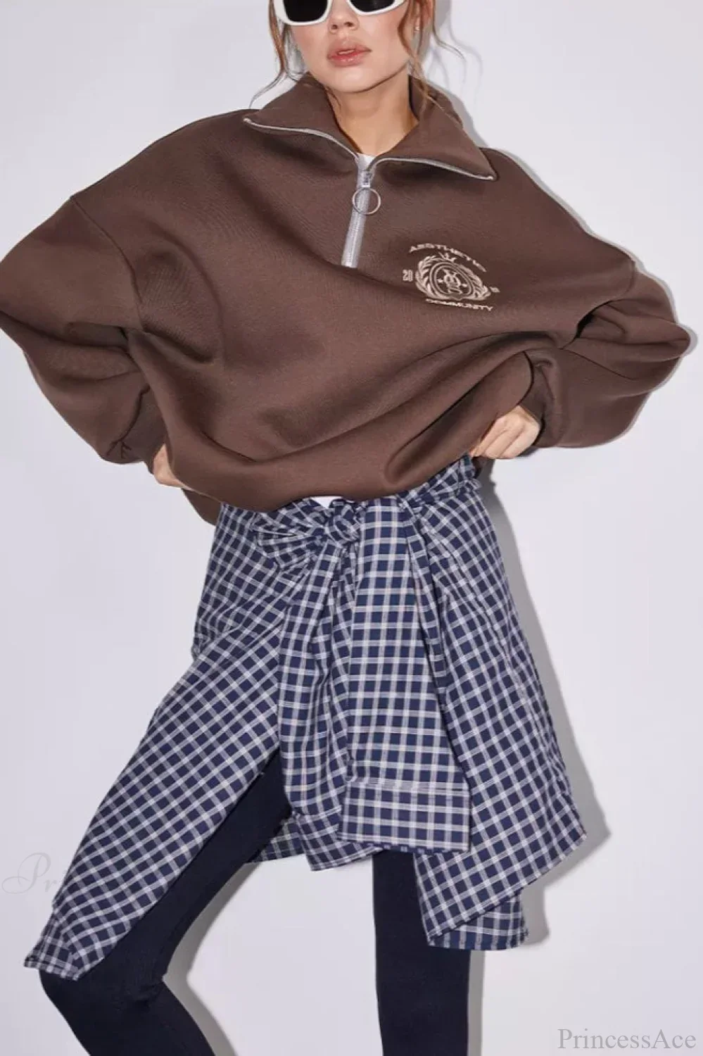 Fleece-Lined Letter Embroidery Stand Collar Half-Zip Sweatshirts - Image 7