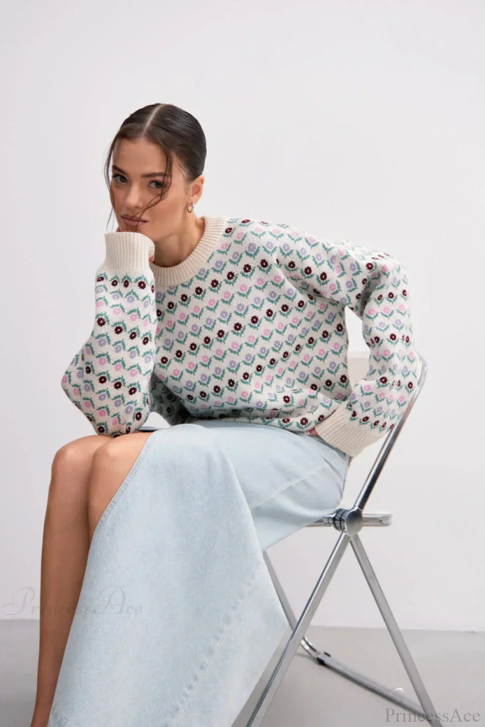 Floral Jacquard Crew Neck Knit Sweater - Image 2