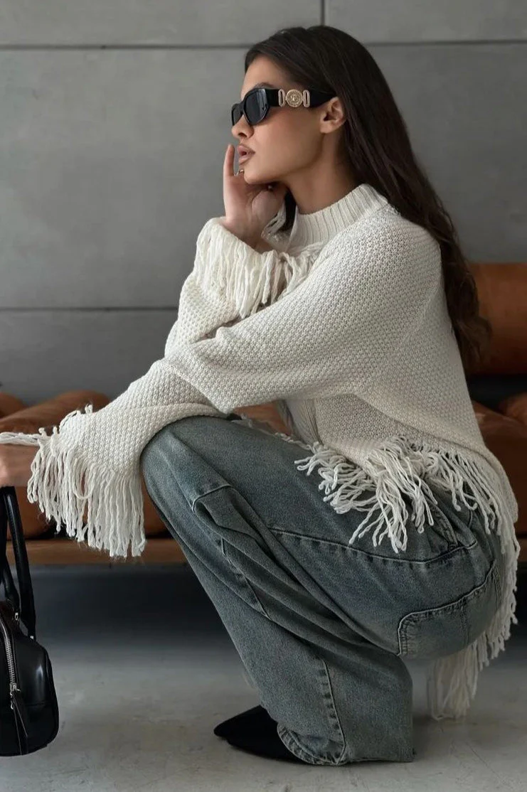 Fringe Round Neck Knit Asymmetric Blouse - Image 4